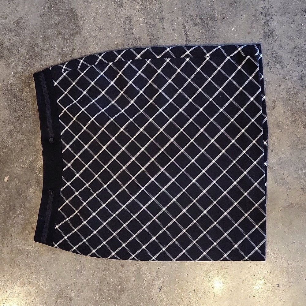 Pencil skirt